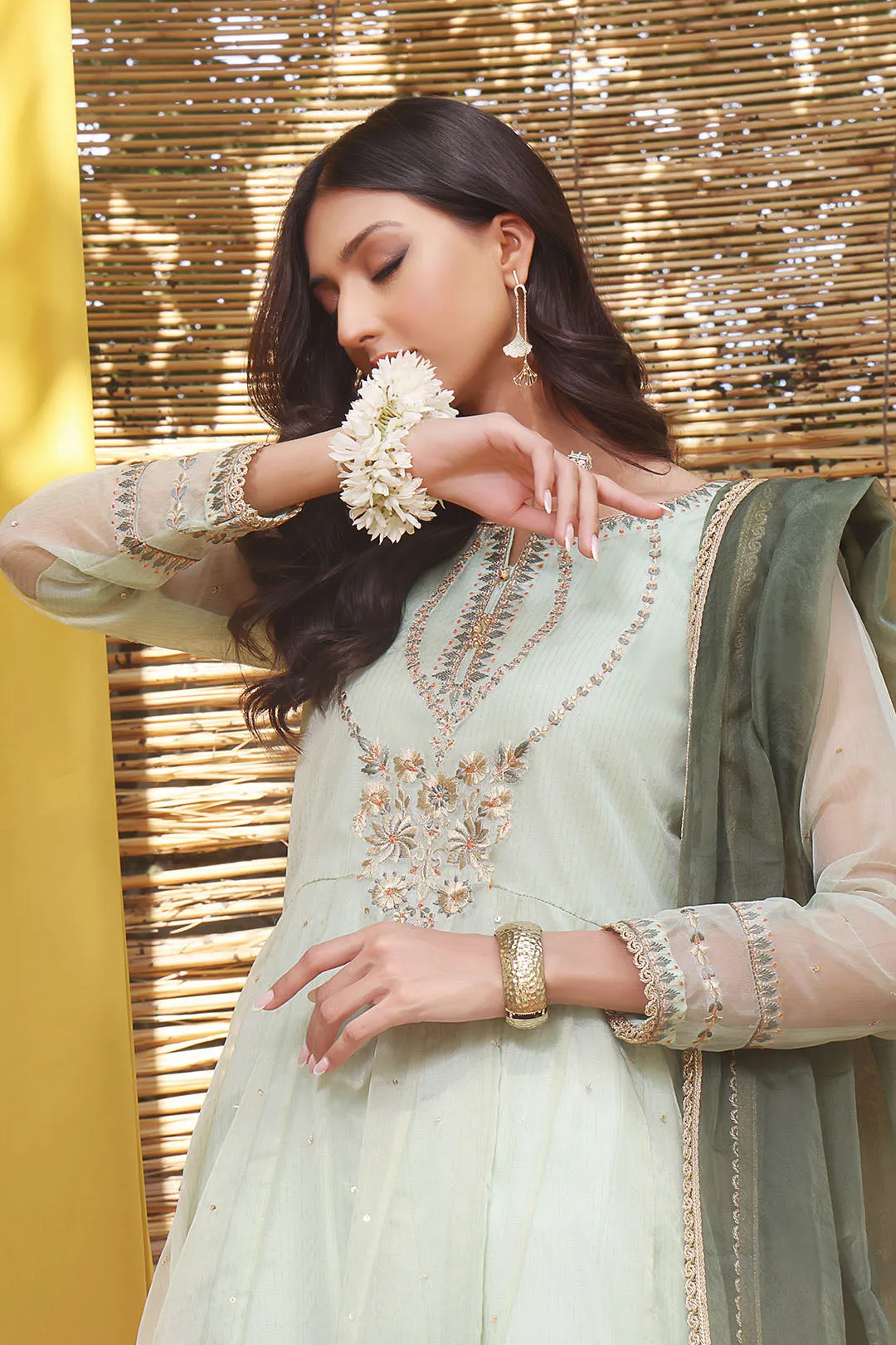 Embroidered Zari Organza 3pc Suit | SHIREEN FESTIVE | S202265