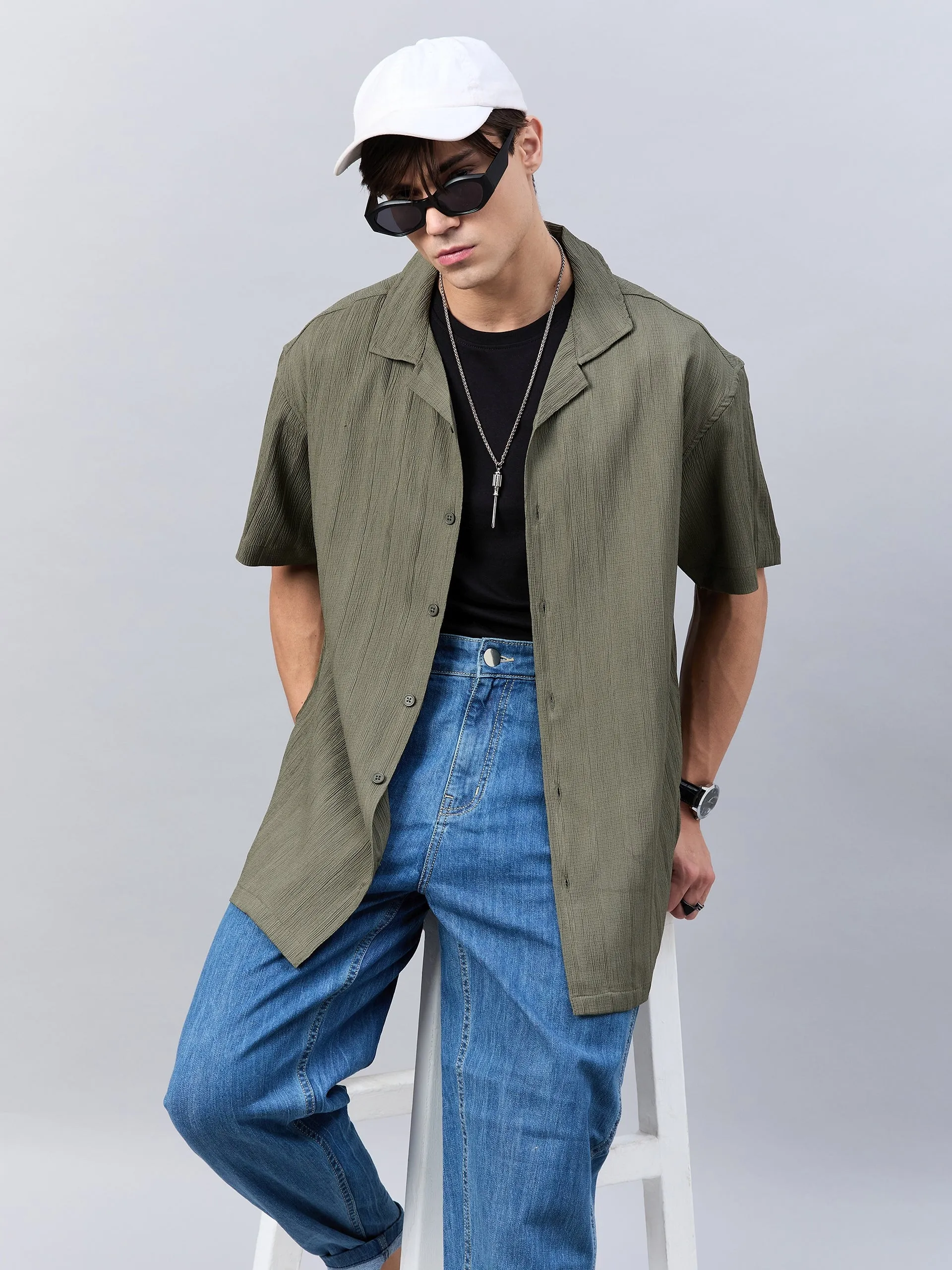 Style Quotient Men Green Dropped Shoulder solid Shirt